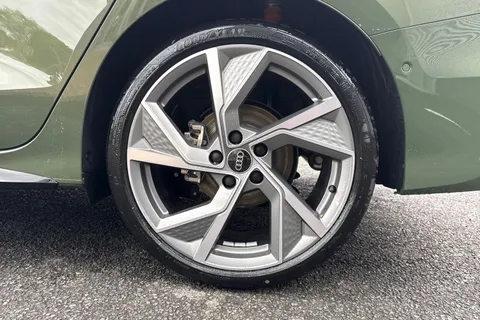  Audi A3 2.0 TDI Black Edition S Tronic Euro 6 (s/s) 4dr Thumbnail #11