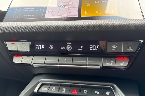  Audi A3 2.0 TDI Black Edition S Tronic Euro 6 (s/s) 4dr Thumbnail #22