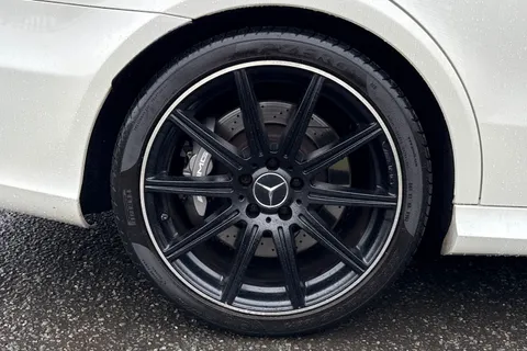 WF65XLS Mercedes-Benz E Class 5.5 E63 V8 BiTurbo AMG SpdS MCT Euro 6 (s/s) 4dr Thumbnail #11
