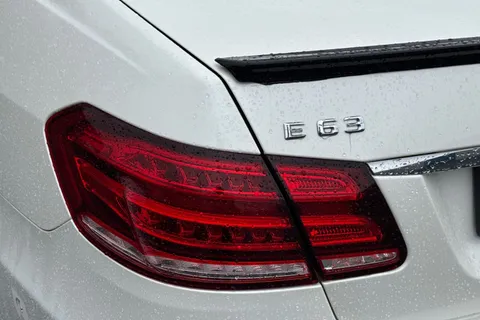 WF65XLS Mercedes-Benz E Class 5.5 E63 V8 BiTurbo AMG SpdS MCT Euro 6 (s/s) 4dr Thumbnail #28