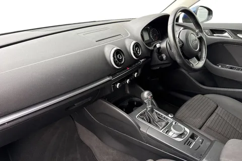 14 of 59 for Audi A3 2.0 TDI Sport Sportback S Tronic Euro 6 (s/s) 5dr (Nav)