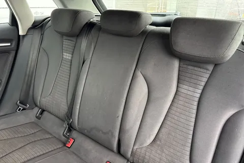 18 of 59 for Audi A3 2.0 TDI Sport Sportback S Tronic Euro 6 (s/s) 5dr (Nav)