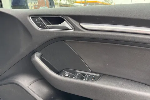 20 of 59 for Audi A3 2.0 TDI Sport Sportback S Tronic Euro 6 (s/s) 5dr (Nav)