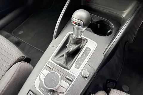 22 of 59 for Audi A3 2.0 TDI Sport Sportback S Tronic Euro 6 (s/s) 5dr (Nav)