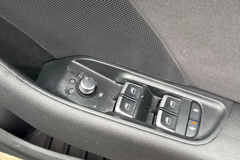 37 of 59 for Audi A3 2.0 TDI Sport Sportback S Tronic Euro 6 (s/s) 5dr (Nav)