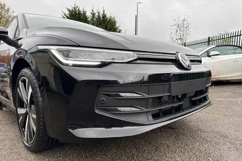 Volkswagen Golf 2.0 TDI Match Euro 6 (s/s) 5dr Thumbnail #17