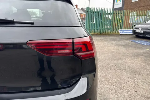 Volkswagen Golf 2.0 TDI Match Euro 6 (s/s) 5dr Thumbnail #28