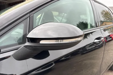 Volkswagen Golf 2.0 TDI Match Euro 6 (s/s) 5dr Thumbnail #31