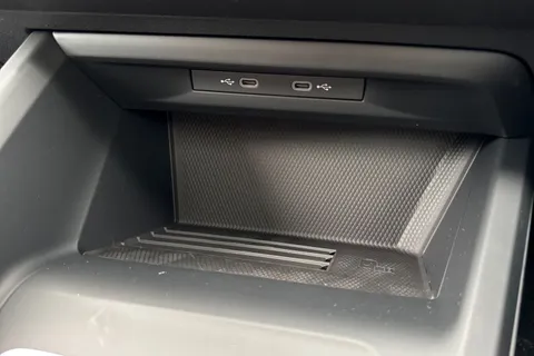 Volkswagen Golf 2.0 TDI Match Euro 6 (s/s) 5dr Thumbnail #38