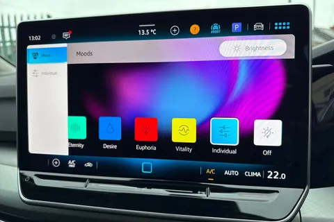 Volkswagen Golf 2.0 TDI Match Euro 6 (s/s) 5dr Thumbnail #50