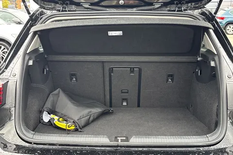 GF25FYY Volkswagen Golf 1.5 TSI 204 Match eHybrid 5dr DSG **VAT QUALIFYING** Thumbnail #8