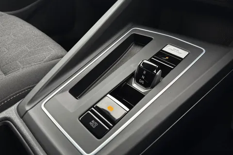 GF25FYY Volkswagen Golf 1.5 TSI 204 Match eHybrid 5dr DSG **VAT QUALIFYING** Thumbnail #37