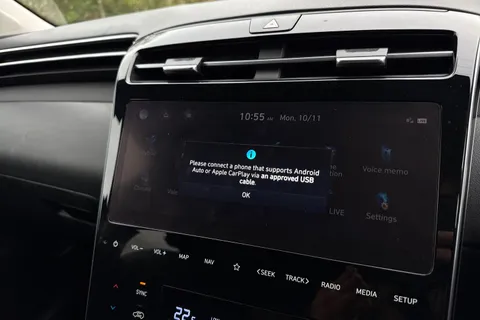 DU71YHW Hyundai Tucson 1.6 h T-GDi Premium Auto Euro 6 (s/s) 5dr Thumbnail #38