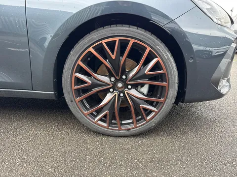 CUPRA Leon 1.5 eTSI V3 DSG Euro 6 (s/s) 5dr Thumbnail #24