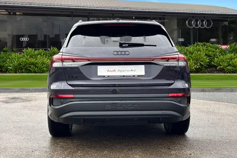 KN25OCL Audi Q4 e-tron Q4 Black Edition 45 e-tron 210,00 kW Thumbnail #5