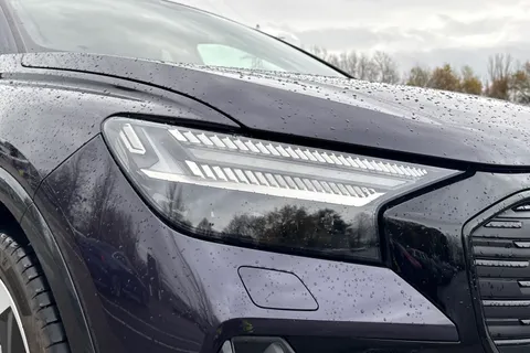 KN25OCL Audi Q4 e-tron Q4 Black Edition 45 e-tron 210,00 kW Thumbnail #10