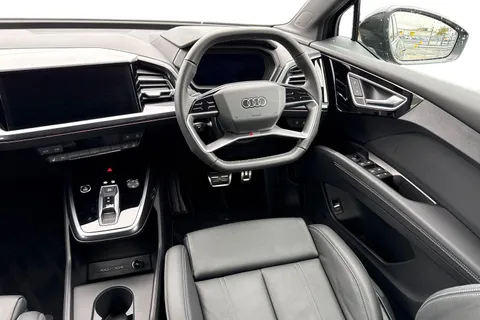 KN25OCL Audi Q4 e-tron Q4 Black Edition 45 e-tron 210,00 kW Thumbnail #19