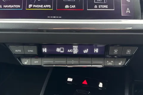 KN25OCL Audi Q4 e-tron Q4 Black Edition 45 e-tron 210,00 kW Thumbnail #23