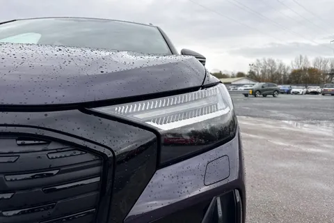 KN25OCL Audi Q4 e-tron Q4 Black Edition 45 e-tron 210,00 kW Thumbnail #26