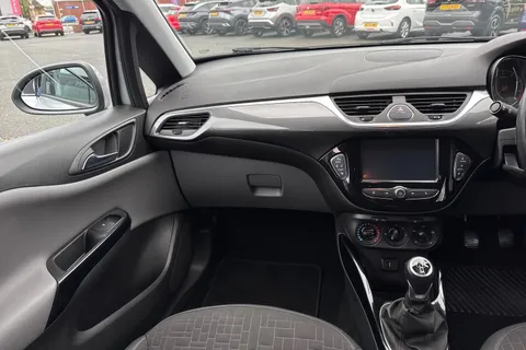 DS68LSC Vauxhall Corsa 1.4i ecoTEC SE Hatchback 5dr Petrol Manual Euro 6 (75 ps) Thumbnail #21