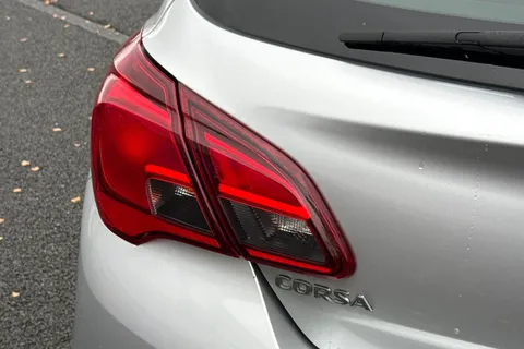 DS68LSC Vauxhall Corsa 1.4i ecoTEC SE Hatchback 5dr Petrol Manual Euro 6 (75 ps) Thumbnail #32