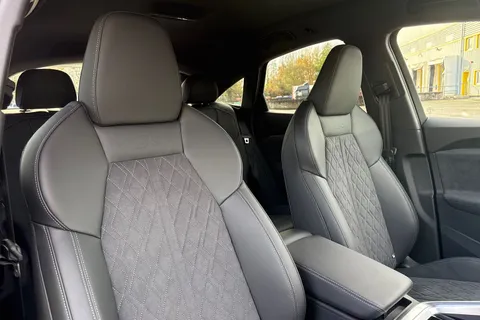  Audi Q5 2.0 TFSI Edition 1 Sportback S Tronic quattro Euro 6 (s/s) 5dr Thumbnail #24