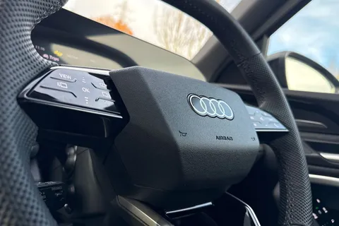  Audi Q5 2.0 TFSI Edition 1 Sportback S Tronic quattro Euro 6 (s/s) 5dr Thumbnail #53