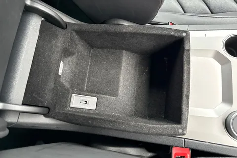 44 of 64 for VOLKSWAGEN TOUAREG 3.0 V6 TDI 4Motion R-Line 5dr Tip Auto