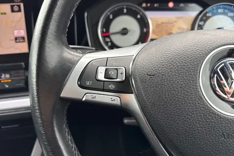 47 of 64 for VOLKSWAGEN TOUAREG 3.0 V6 TDI 4Motion R-Line 5dr Tip Auto