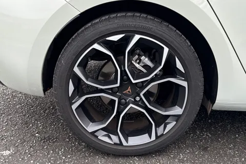 KY25GXE CUPRA Leon 1.5 TSI V1 Euro 6 (s/s) 5dr Thumbnail #11