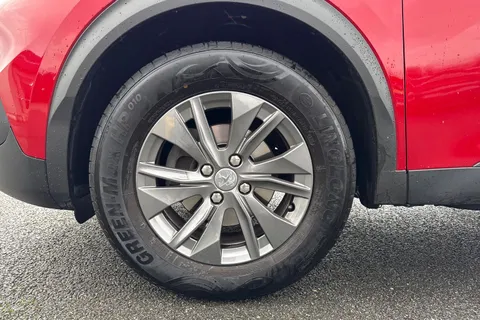 11 of 66 for PEUGEOT 2008 1.2 PureTech Active Premium + Euro 6 (s/s) 5dr