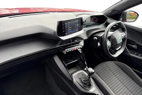 14 of 66 for PEUGEOT 2008 1.2 PureTech Active Premium + Euro 6 (s/s) 5dr