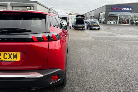 32 of 66 for PEUGEOT 2008 1.2 PureTech Active Premium + Euro 6 (s/s) 5dr