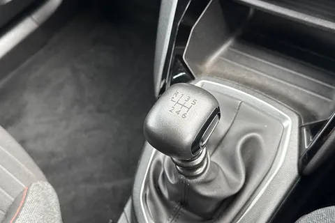 53 of 66 for PEUGEOT 2008 1.2 PureTech Active Premium + Euro 6 (s/s) 5dr