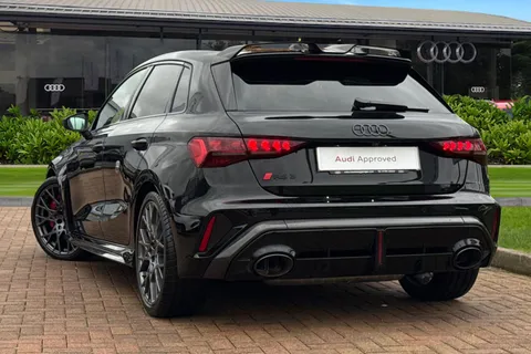 2 of 64 for Audi RS 3 RS 3 Sportback Carbon Black 400 PS S tronic