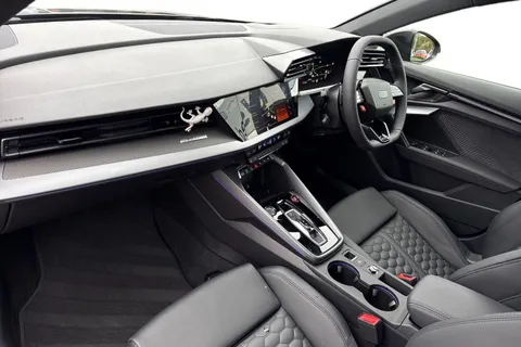 15 of 64 for Audi RS 3 RS 3 Sportback Carbon Black 400 PS S tronic