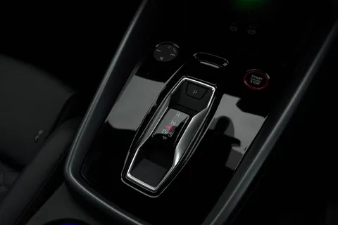 23 of 64 for Audi RS 3 RS 3 Sportback Carbon Black 400 PS S tronic