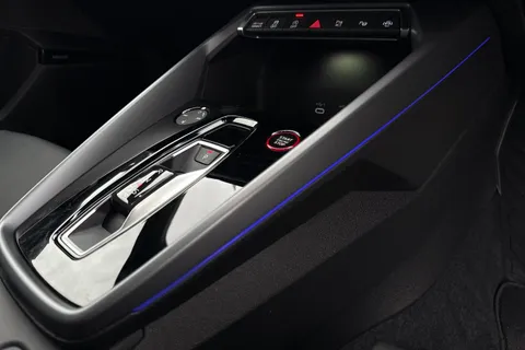 49 of 64 for Audi RS 3 RS 3 Sportback Carbon Black 400 PS S tronic