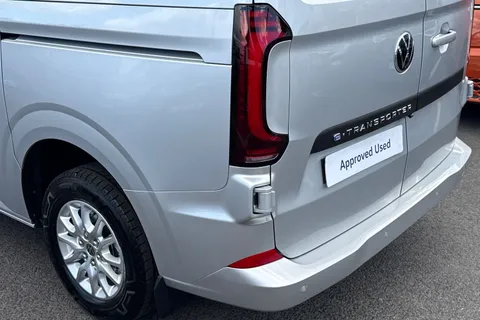 BV75OFE Volkswagen E-Transporter SWB 218PS  65kWh Electric Panel Van Thumbnail #8