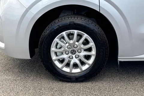 BV75OEZ Volkswagen E-Transporter SWB 218PS  65kWh Electric Panel Van Thumbnail #11