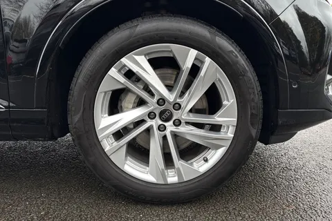 PJ25LWC Audi Q7 SUV S line 50 TDI quattro 286 PS tiptronic Thumbnail #10