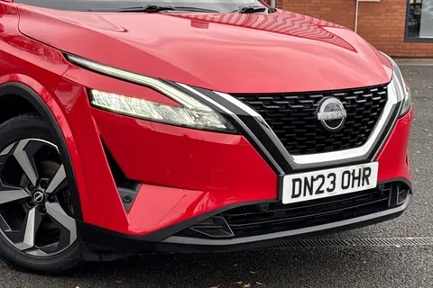 DN23OHR Nissan Qashqai 1.3 DIG-T MHEV N-Connecta XTRON Euro 6 (s/s) 5dr Thumbnail #9