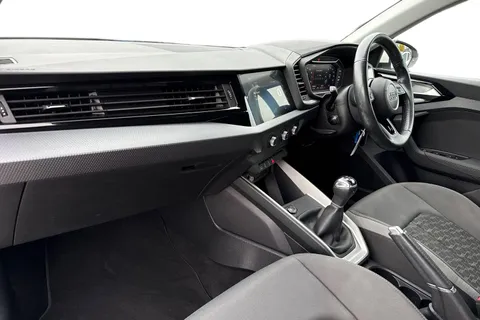 RF19HFL Audi A1 Sport 30 TFSI 116 PS 6-speed Thumbnail #9