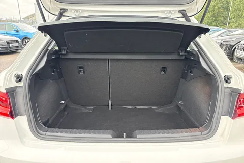 RF19HFL Audi A1 Sport 30 TFSI 116 PS 6-speed Thumbnail #10