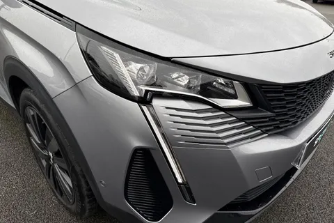 16 of 66 for PEUGEOT 3008 1.6 13.2kWh GT e-EAT Euro 6 (s/s) 5dr