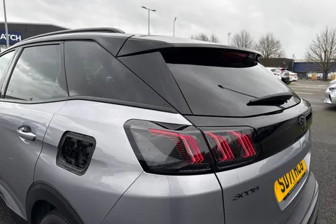 30 of 66 for PEUGEOT 3008 1.6 13.2kWh GT e-EAT Euro 6 (s/s) 5dr