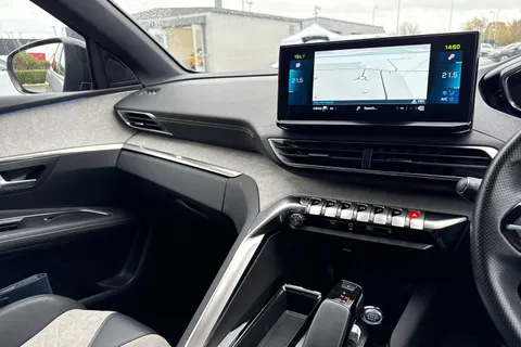 43 of 66 for PEUGEOT 3008 1.6 13.2kWh GT e-EAT Euro 6 (s/s) 5dr