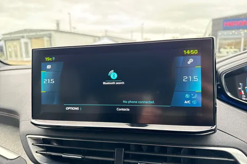 47 of 66 for PEUGEOT 3008 1.6 13.2kWh GT e-EAT Euro 6 (s/s) 5dr