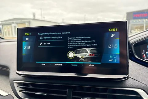 52 of 66 for PEUGEOT 3008 1.6 13.2kWh GT e-EAT Euro 6 (s/s) 5dr