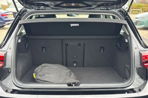 DA25PKX Volkswagen Golf 1.5 TSI 204 Style eHybrid 5dr DSG Thumbnail #10